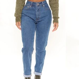 Fashion Nova Mom Jeans
